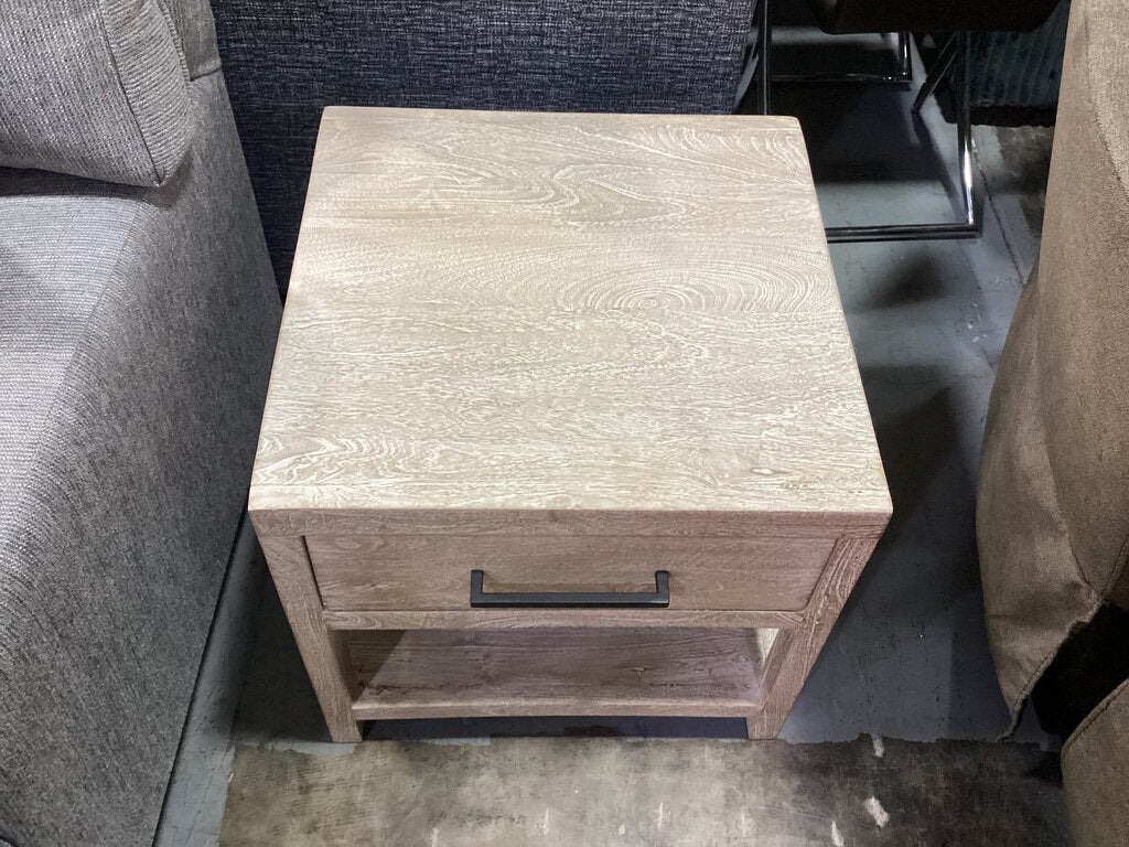 82935 - Ashley Belenburg Storage Cocktail Table 3pc Set