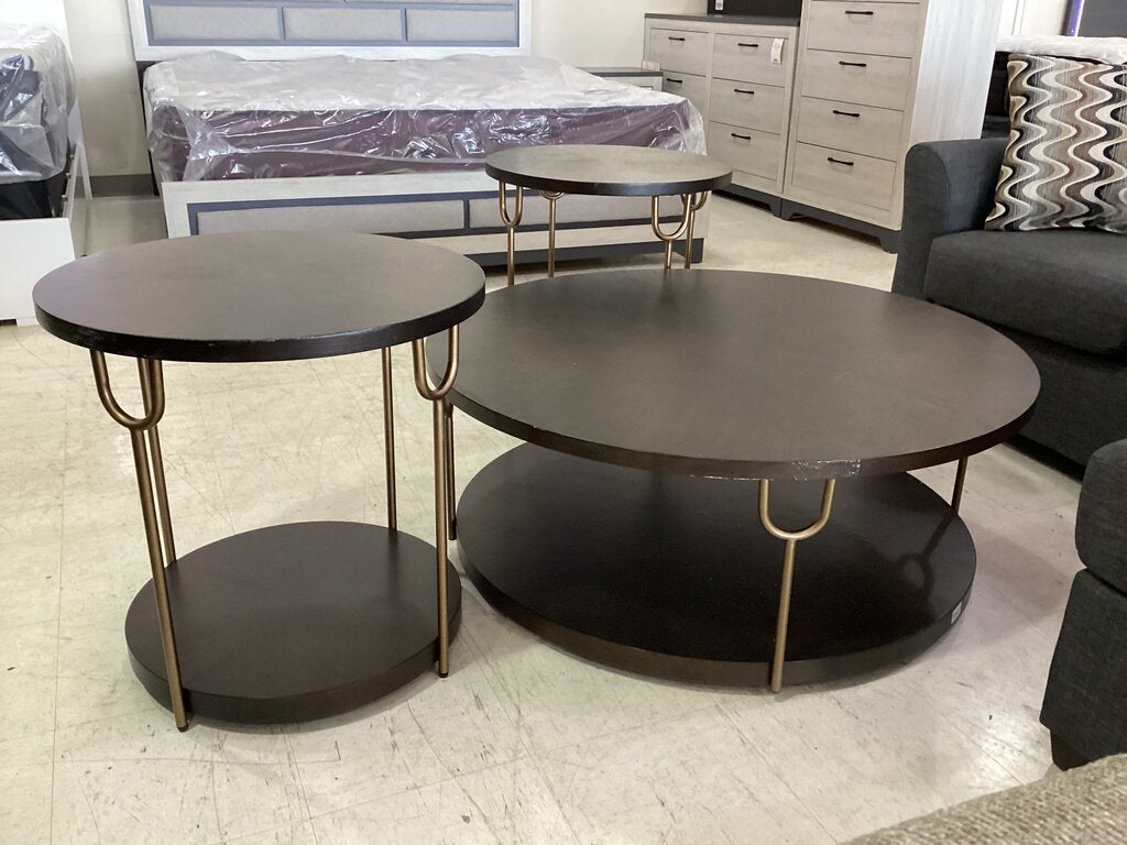 82937 - Ashley Brazburn 3pc Coffee Table Set 42x42x17, 24x24x24