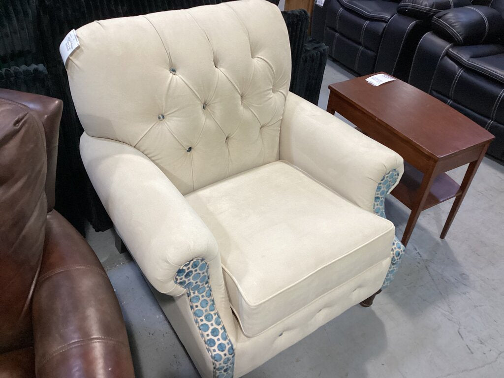 82979 - Kincaid Easy Chair 38x34x38