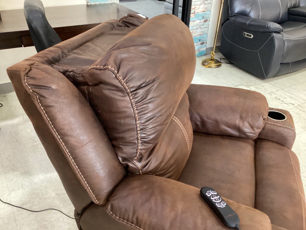 82954 - Home Stretch Power Recliner w/Power Headrest 34x34x38