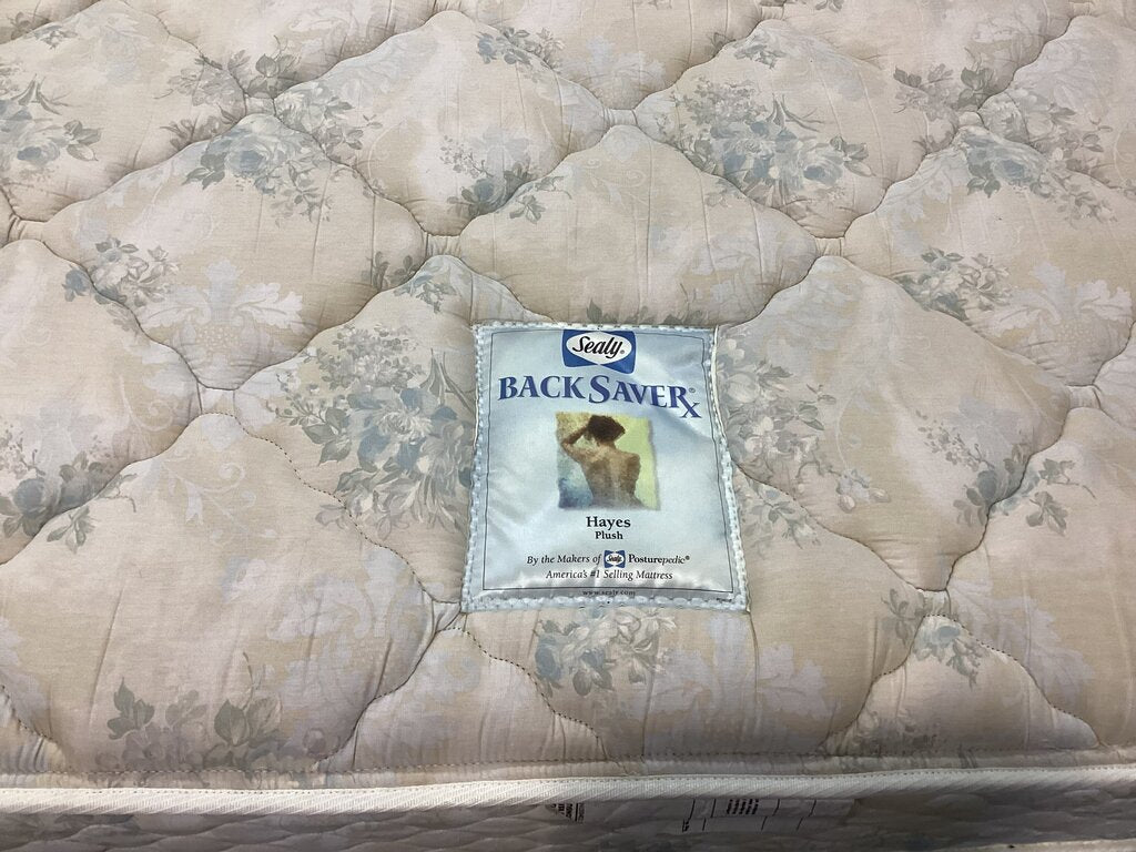 82958 - Sealy Back Saver Plush Queen Mattress