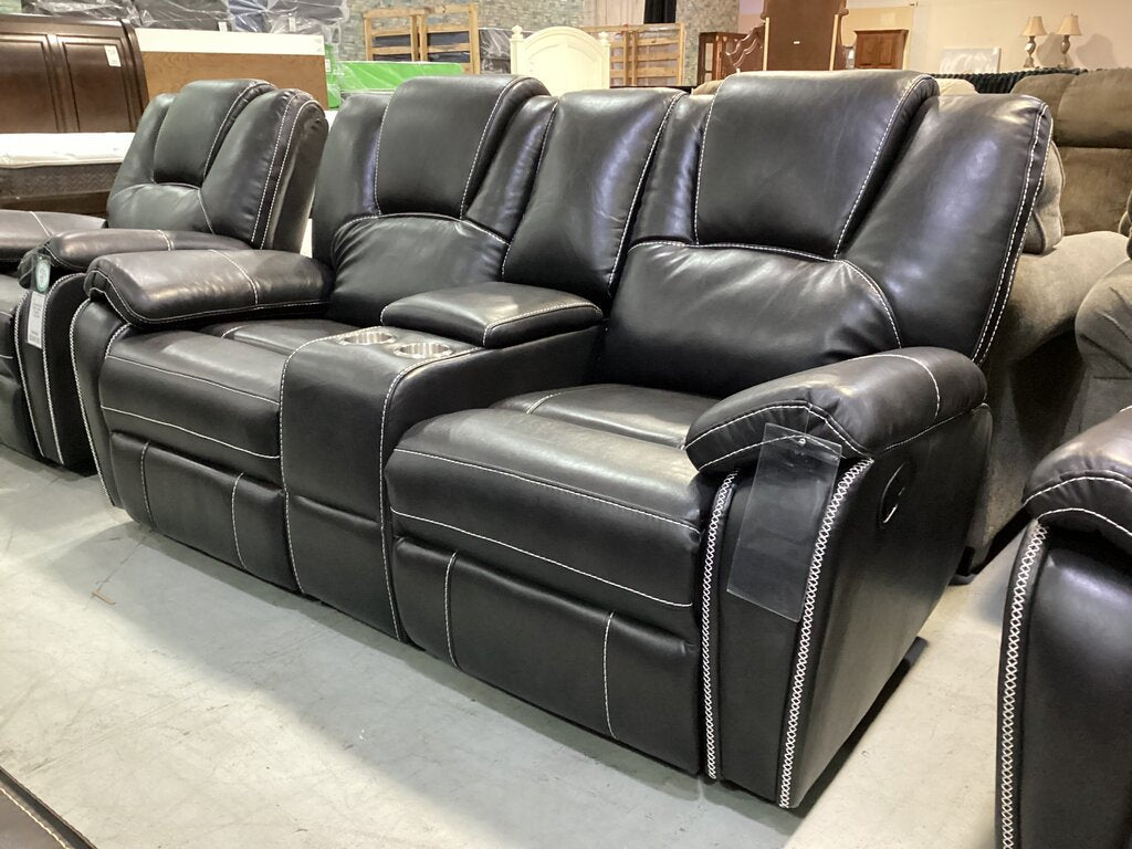 Granada NEW Black Reclining Loveseat w/Console x30x38 (606241)