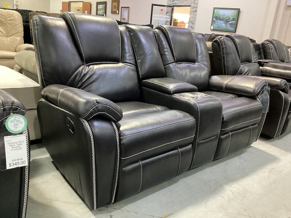 Granada NEW Black Reclining Loveseat w/Console x30x38 (606241)