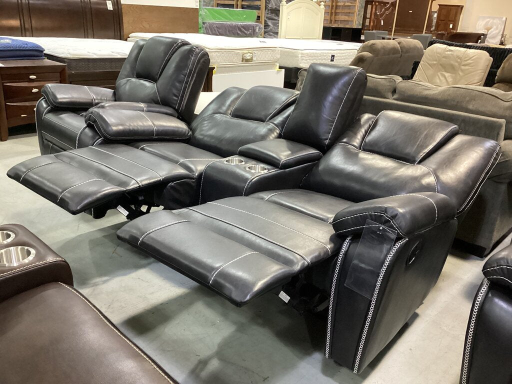 Granada NEW Black Reclining Loveseat w/Console x30x38 (606241)