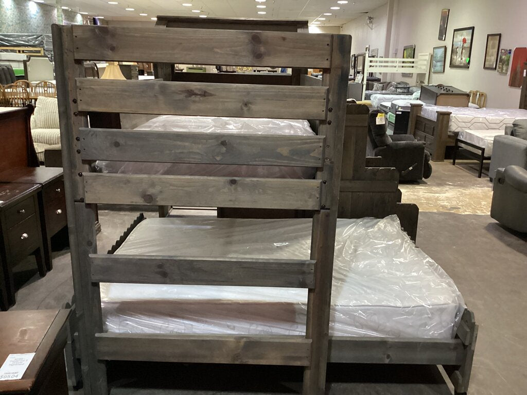 83171 -Trendwood The Fort Twin/Full Loft Bunk Bed 85x85x76