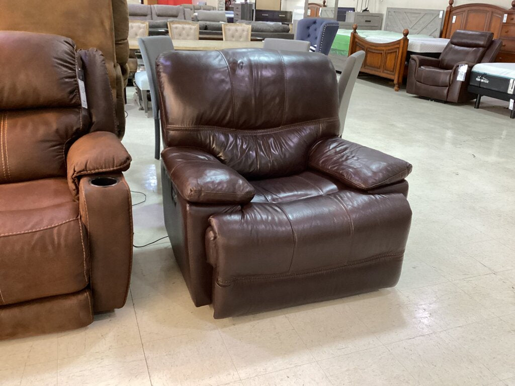 83189 - Timberland Power Recliner 42x35x39