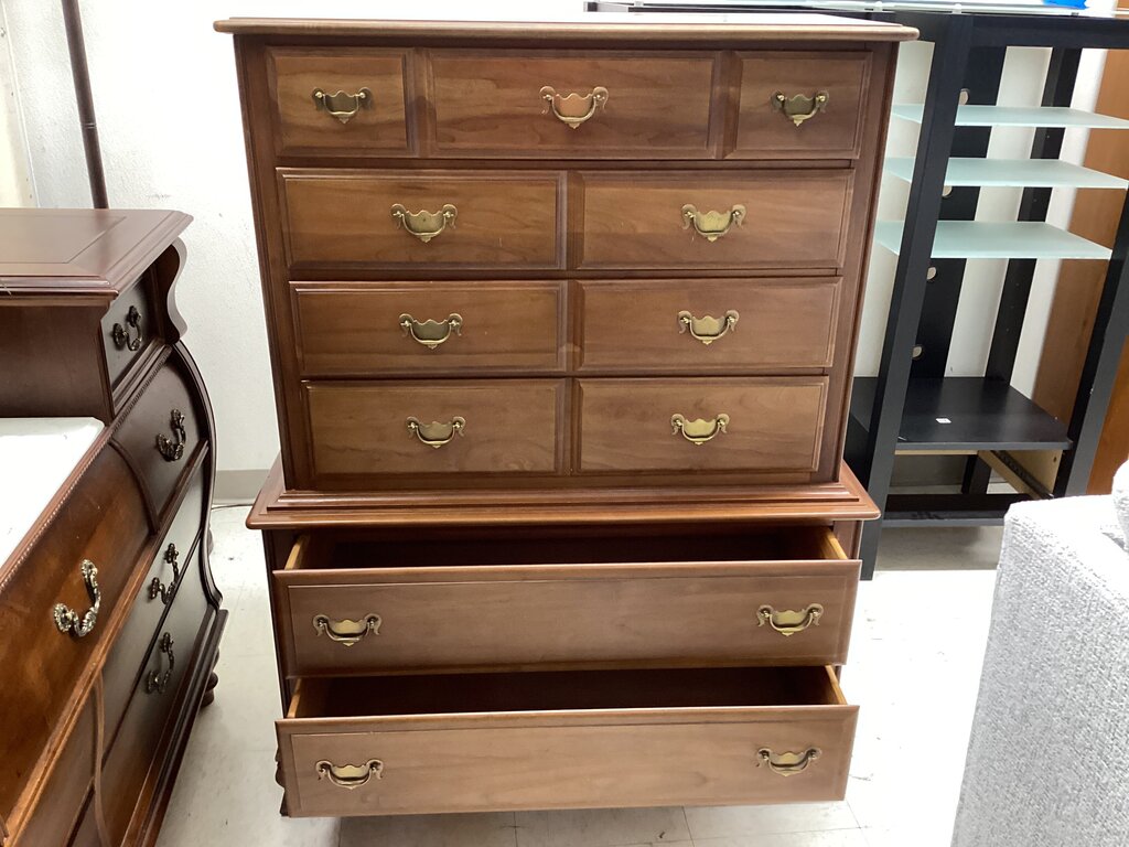 83168 - American Drew Maple Chest 37x19x54