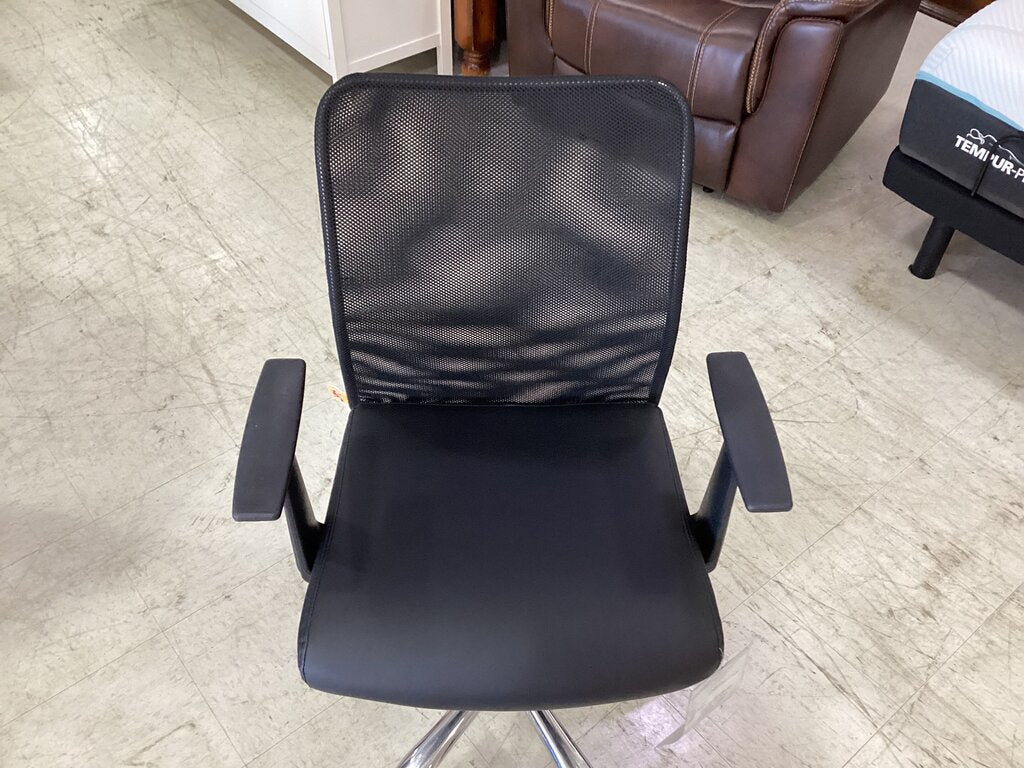 83205 (8528-13) Black Rolling Office Chair 25x20x40