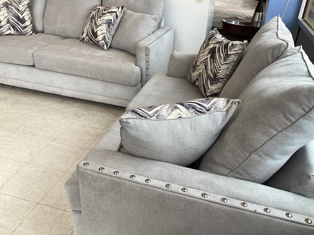 83200 (8528-8) Gray Studded Sofa and Loveseat 91/65x38x30