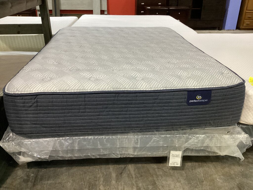 83239 - Serta Perfect Sleeper Queen Mattress