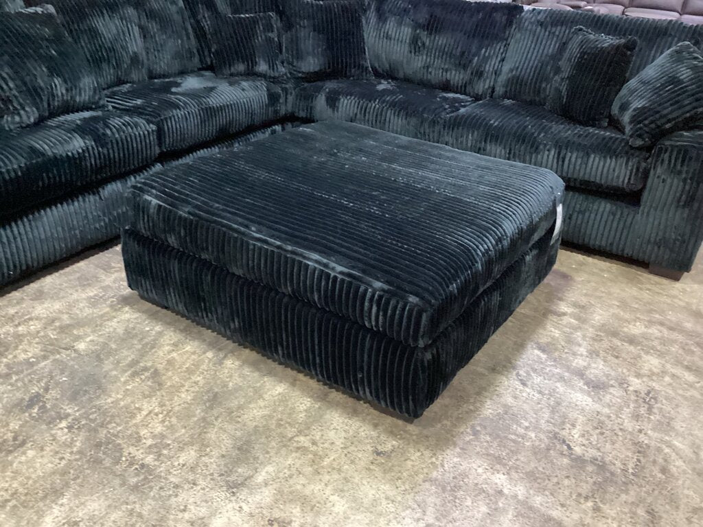 Libby Onyx NEW Ottoman 53x53x22 (1300-03O)