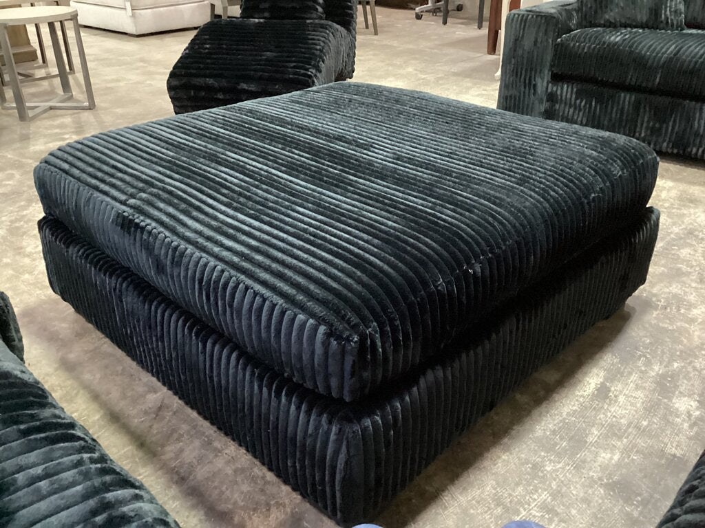 Libby Black Onyx NEW Ottoman 53x53x22 (1300-03O)