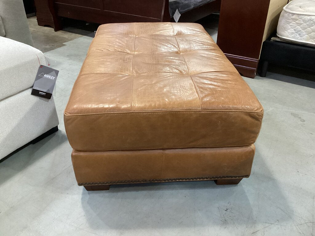 83322 USA Leather Glove Saddle Ottoman 50x30x16