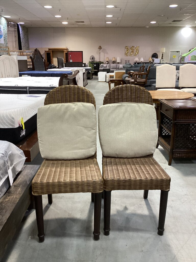 83585 - Pair of Pier 1 Wicker Chairs 17x18x29