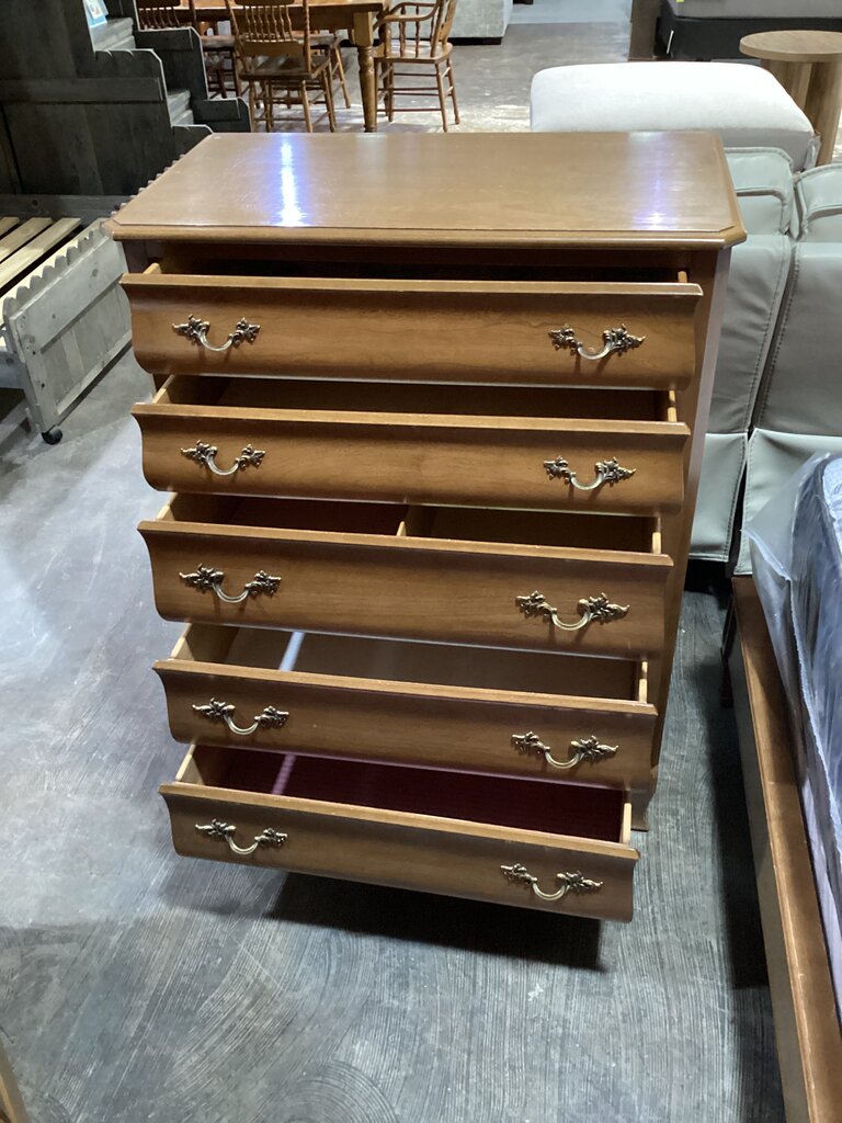 83600 - Huntley Chest 34x19x46
