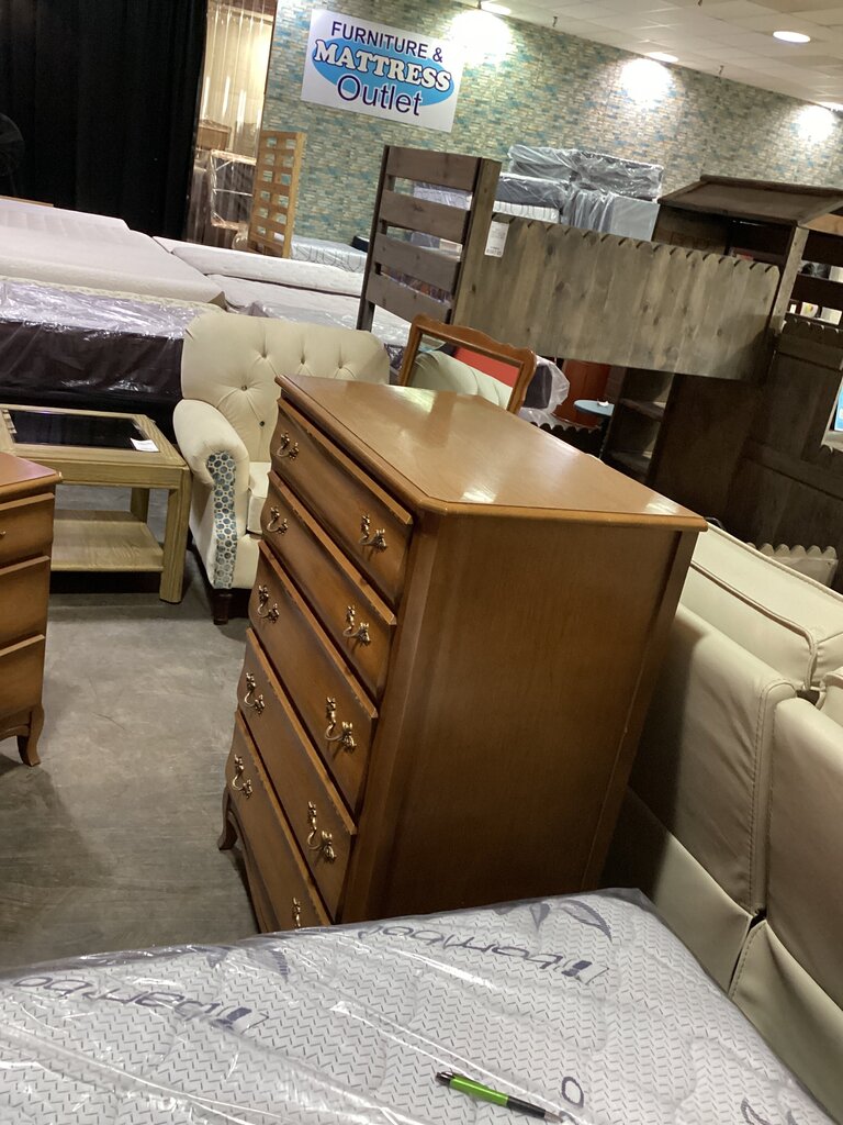 83600 - Huntley Chest 34x19x46