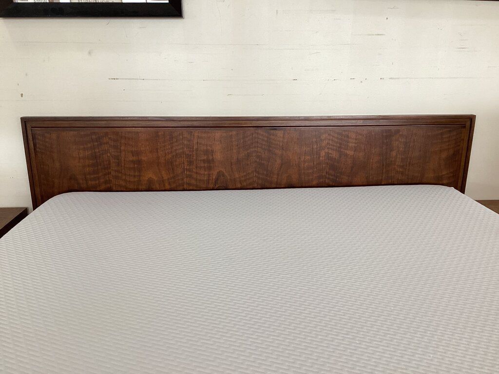 83651 Lane Rhythm Walnut MCM King Headboard 83x2x39