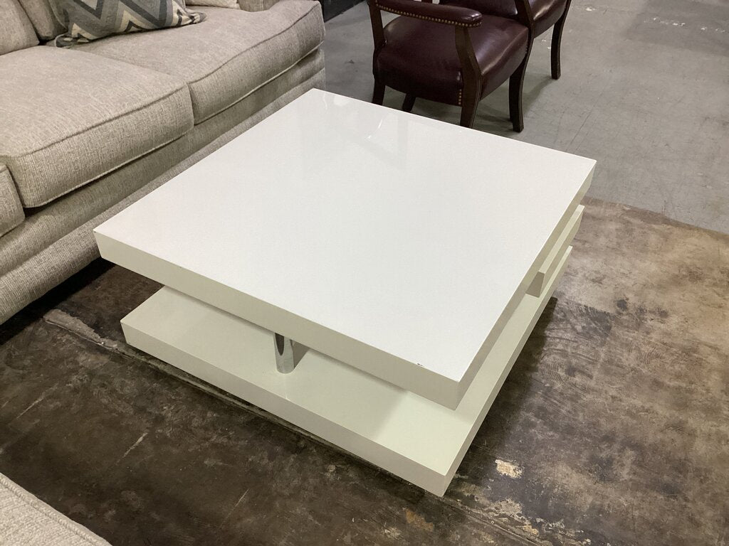 83730 - Pastel Furn White Cocktail Table 36x36x17