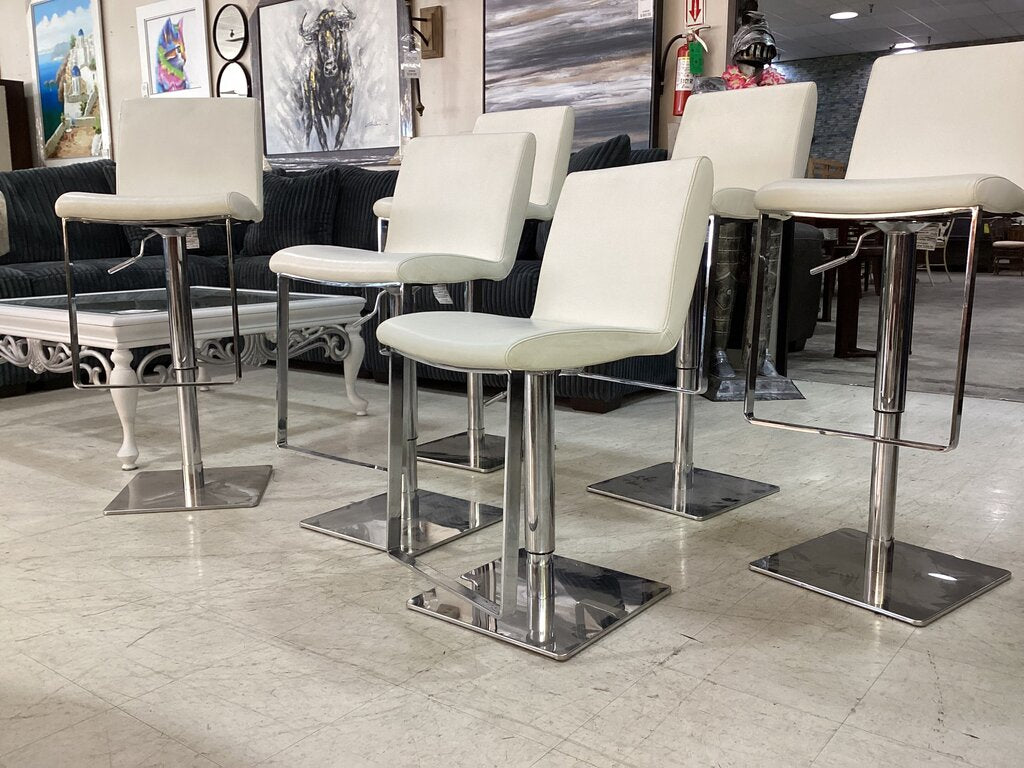 83714 - Set of 6 Villa Vici Lewis Adjustable Barstools 16x19x21/32 to 16x19x31/42