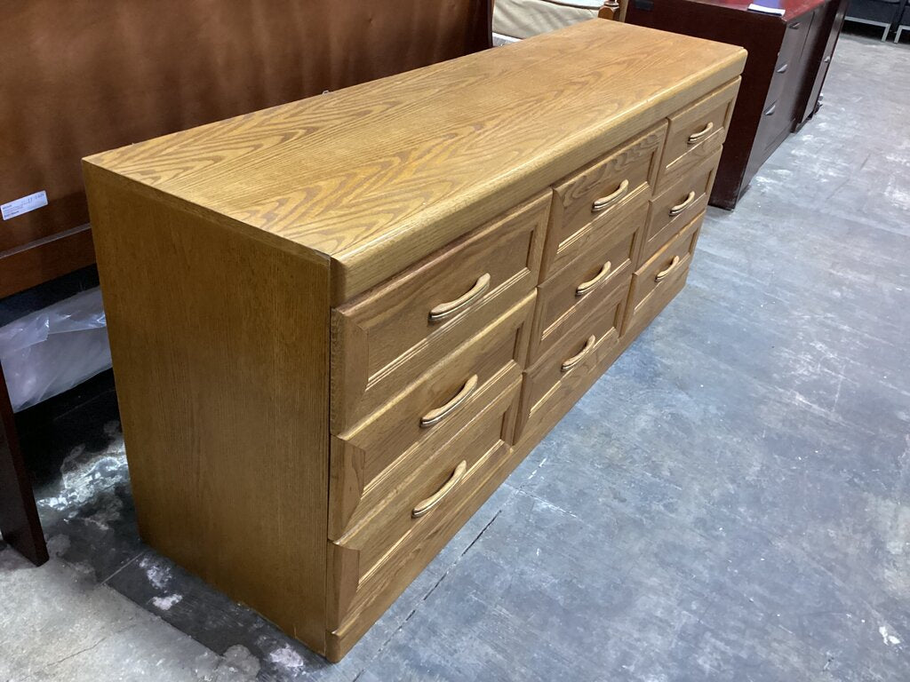 83758 (8521-1) Oak 9 Drawer Dresser 73x19x30