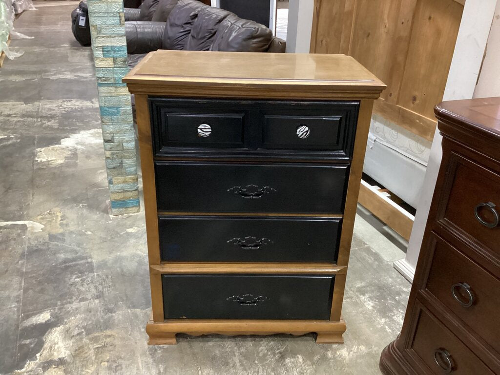 83759 (8521-2) Chest w/Black Drawer Fronts 30x18x40