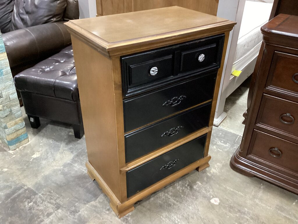 83759 (8521-2) Chest w/Black Drawer Fronts 30x18x40