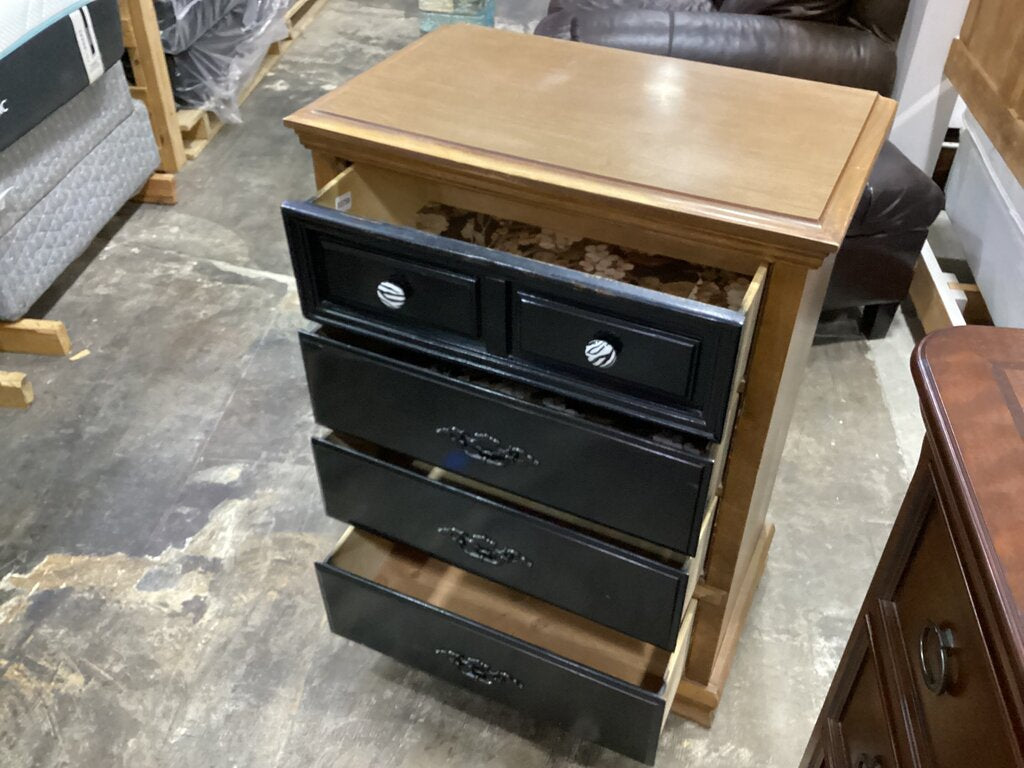 83759 (8521-2) Chest w/Black Drawer Fronts 30x18x40
