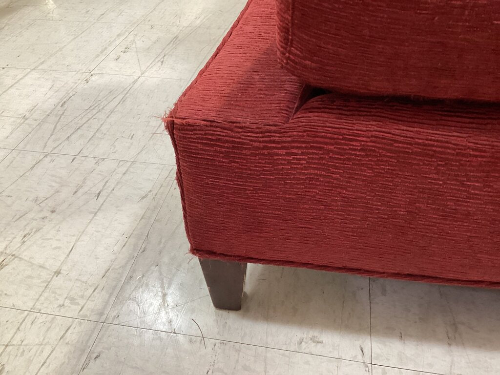 83791 - Baker Villa Red Sofa 95x34x38