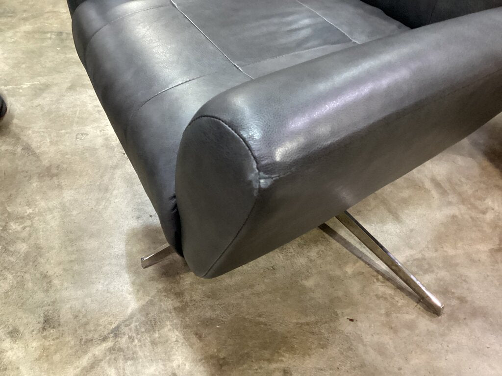 83817 (8462-14) Bernhardt Swivel Chair 36x28x36