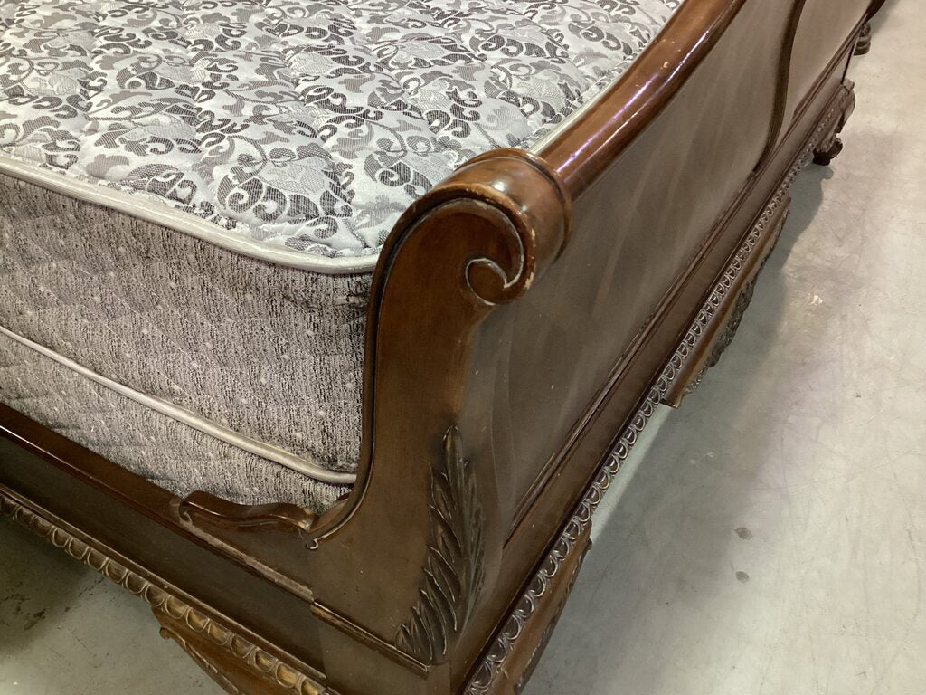 83808 - Kathy Ireland Home King Bedframe 83x54