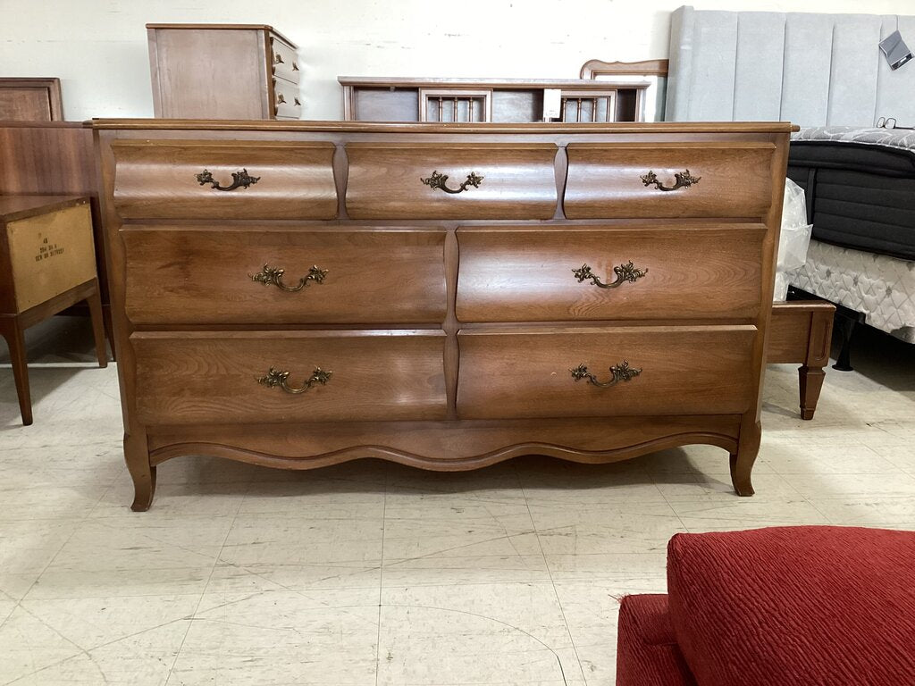 83599 - Huntley Dresser 54x19x31