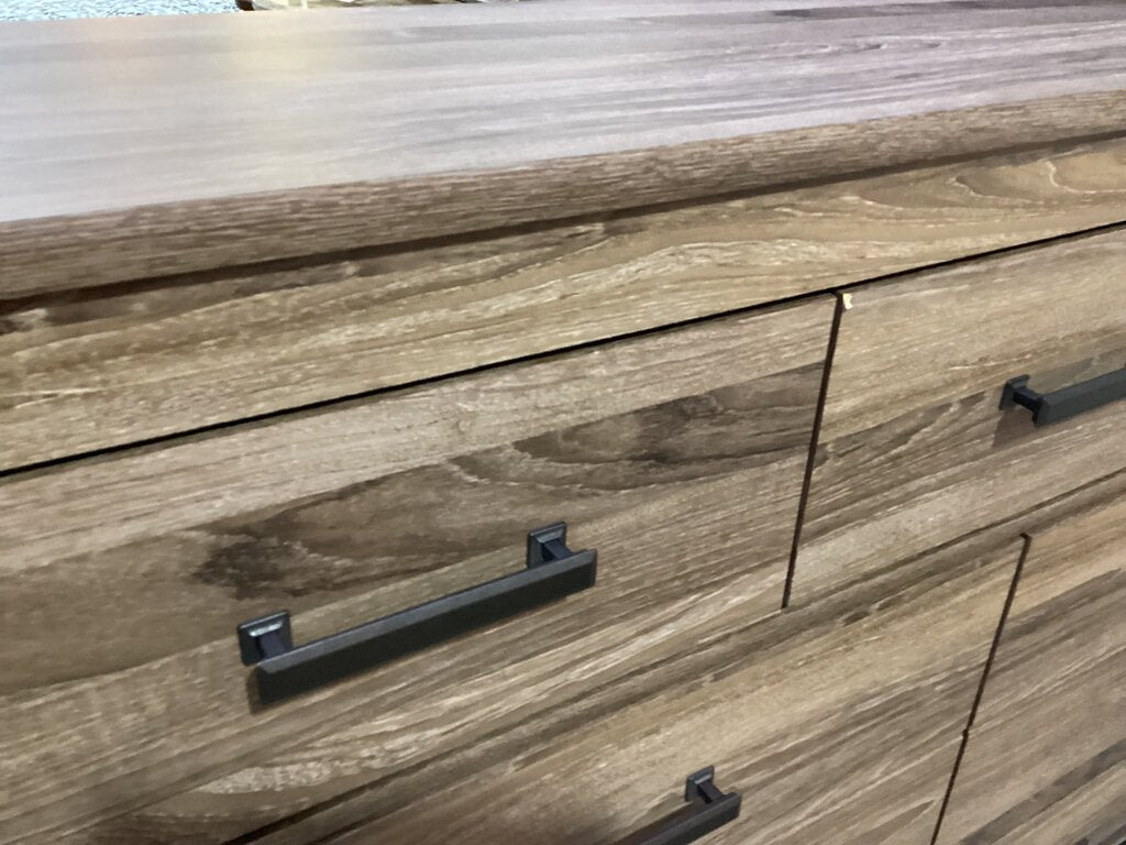 83861 - Ashley Zelen Seven Drawer Dresser 60x15x42