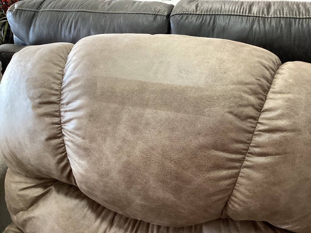 83866 - La-Z-Boy Lancer Mushroom Recliner 35x27x40