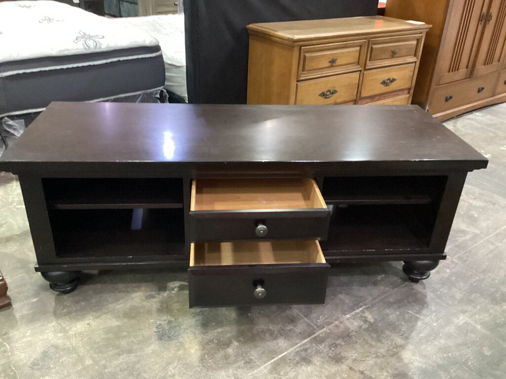 83834 - Broyhill 2 Drawer TV Stand 64x24x24