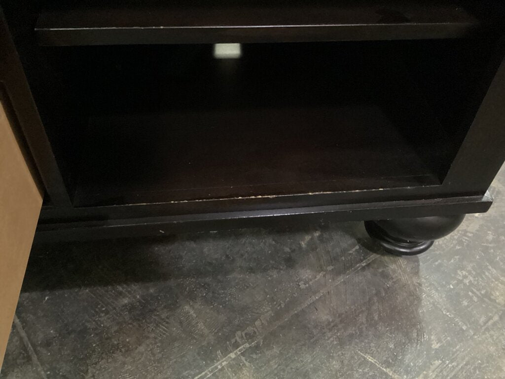 83834 - Broyhill 2 Drawer TV Stand 64x24x24