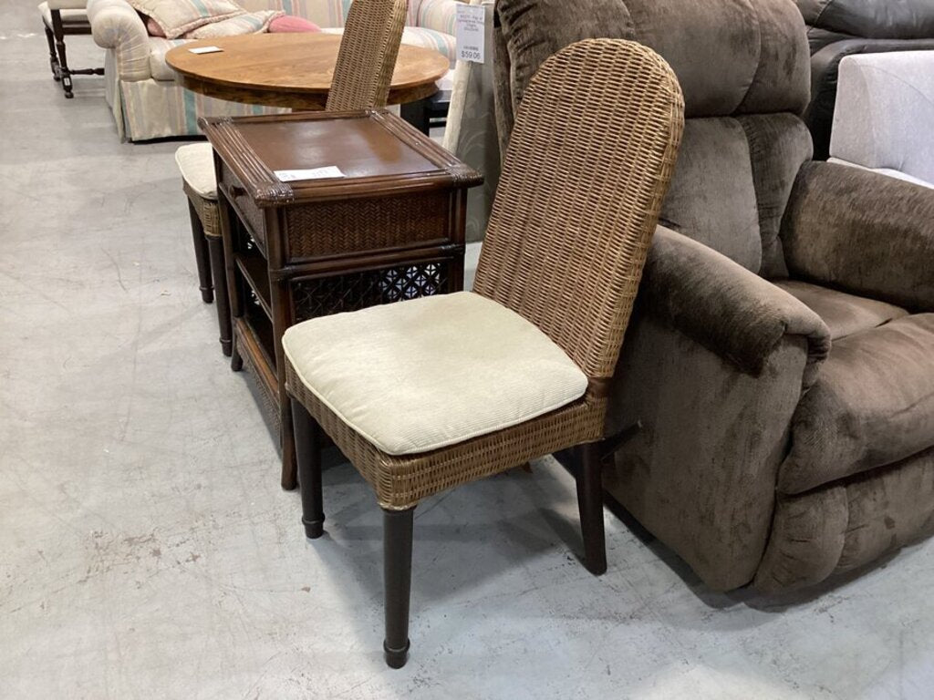 83585 - Pair of Pier 1 Wicker Chairs 17x18x29