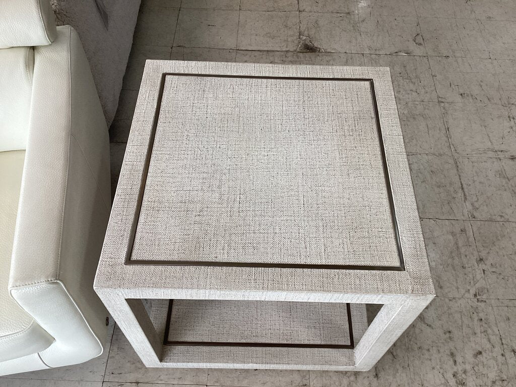 83816 (8462-13) Hooker End Table 26x26x24