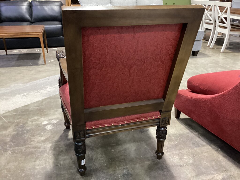 83927 - Carved Wood Arm Chair 28x26x40