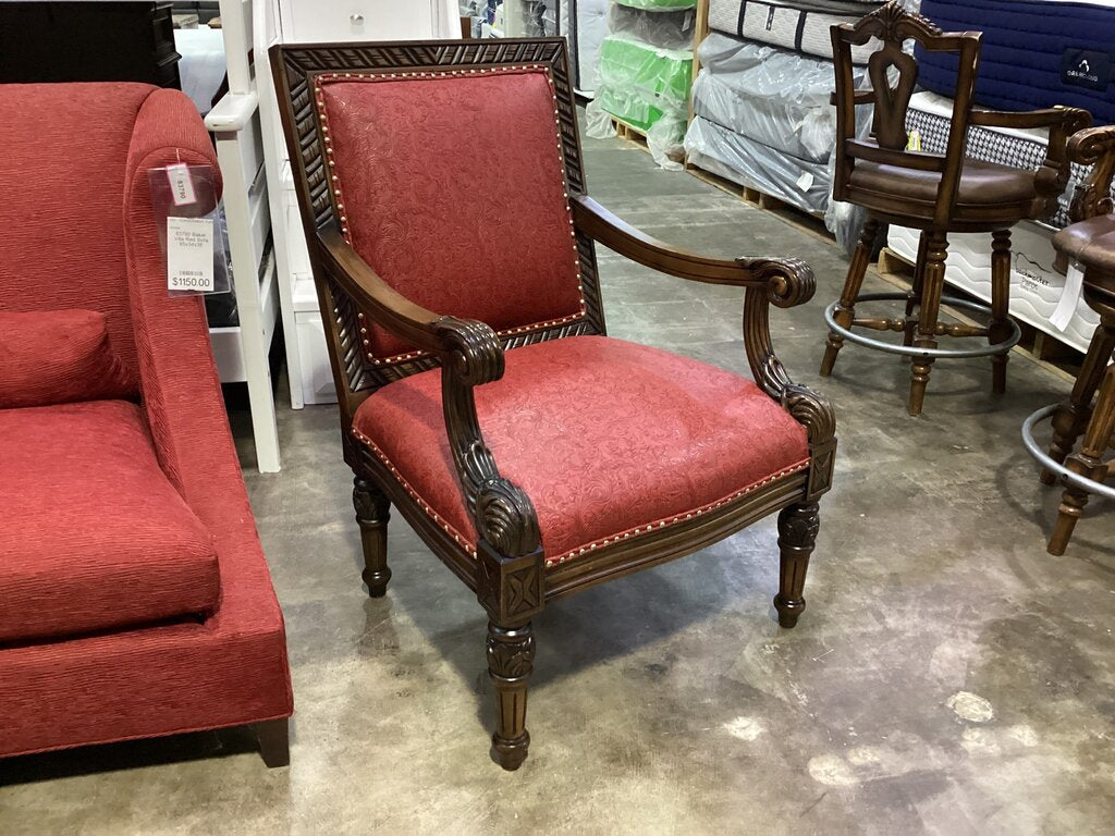 83927 - Carved Wood Arm Chair 28x26x40