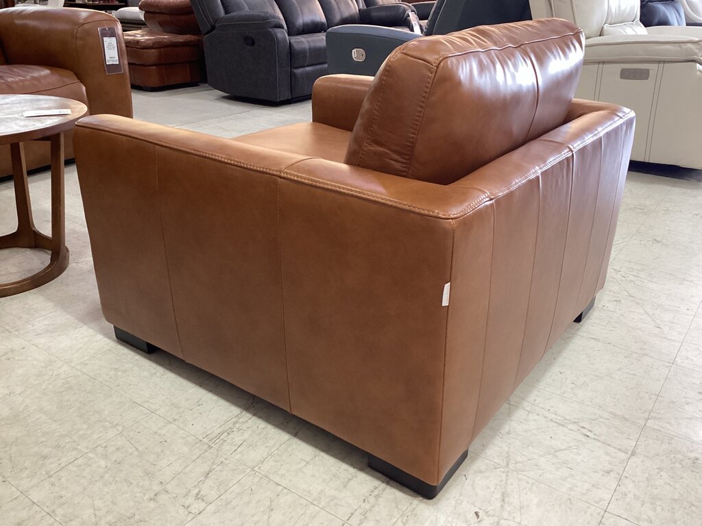 83898 - Boulevard Derrick Camel Leather Chair 47x44x31