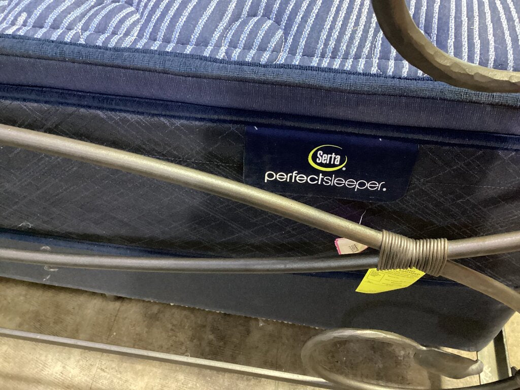 83966 - Serta Perfect Sleeper Oasis Queen Mattress