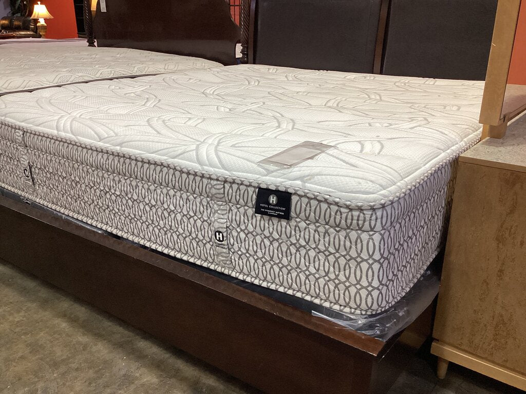 83917 - Aireloom Hotel Collection Vitagenic 13" King Mattress