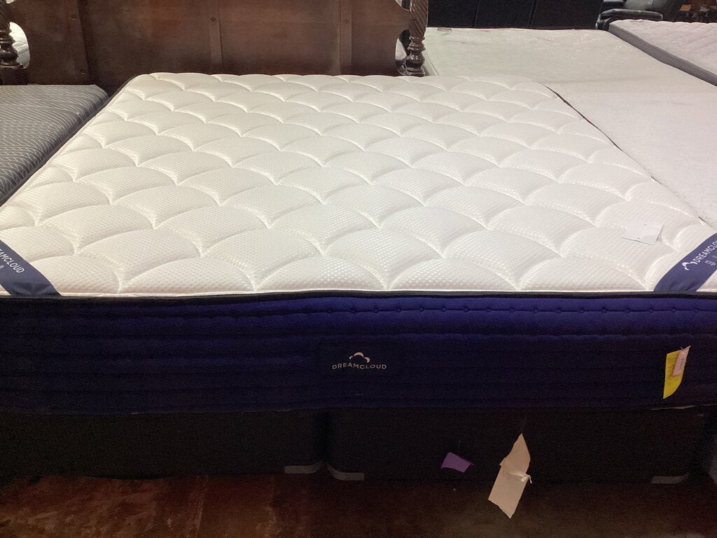 83925 - Dream Cloud King 13" Mattress