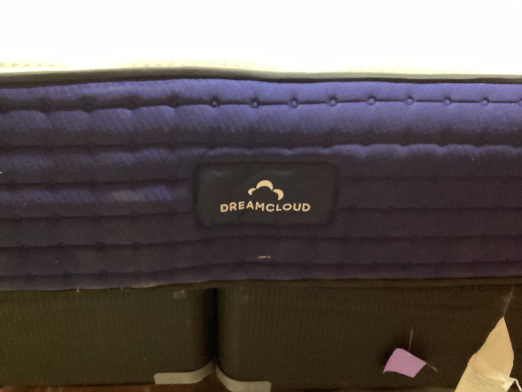 83925 - Dream Cloud King 13" Mattress