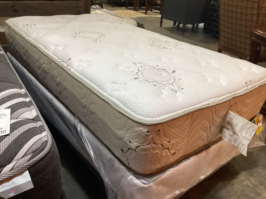 83916 - Lady Americana 11" Twin Mattress