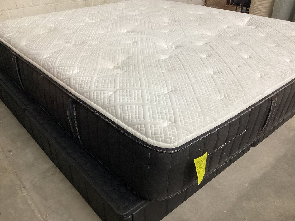 83963 - Stearns & Foster Lux California King Mattress W/Box