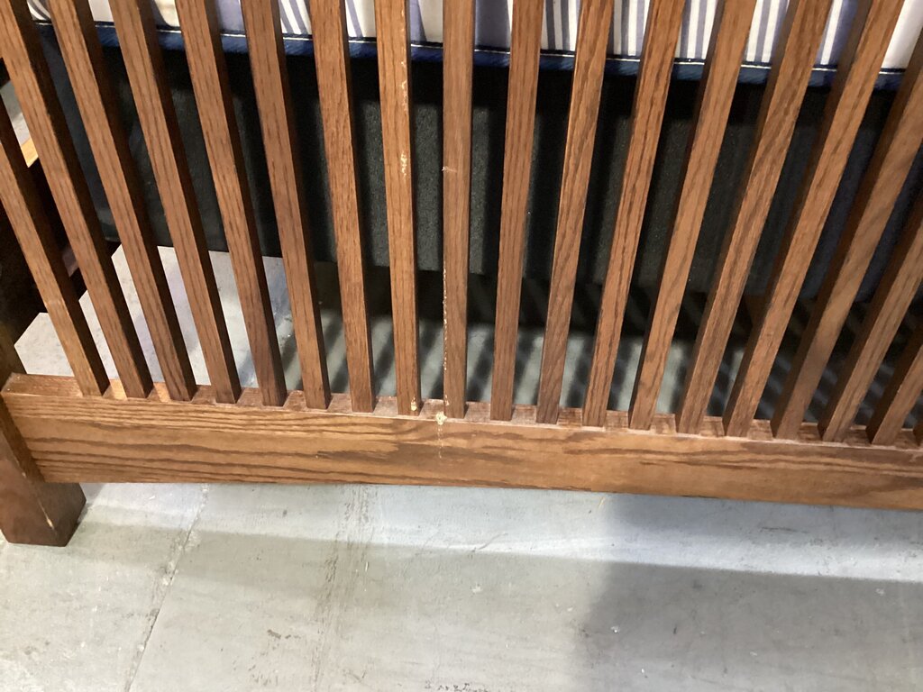 83944 - Mission Style Queen Bed Frame 69x86x48