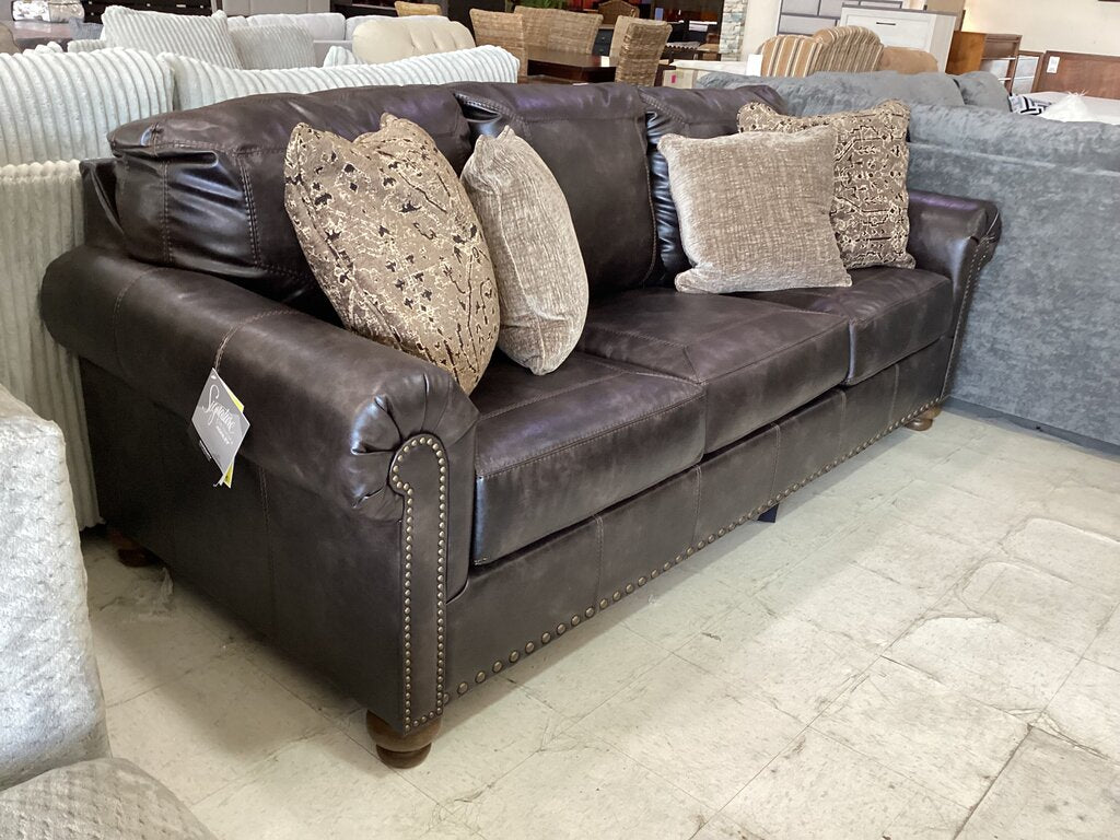 83955 - Ashley Nicorvo Queen Sleeper Sofa 97x40x40