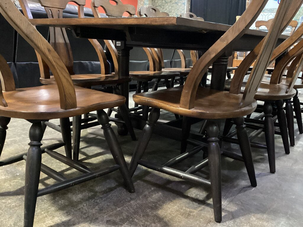 83883 - Hooker 11pc Dining w/Leaf 40x75-99x30