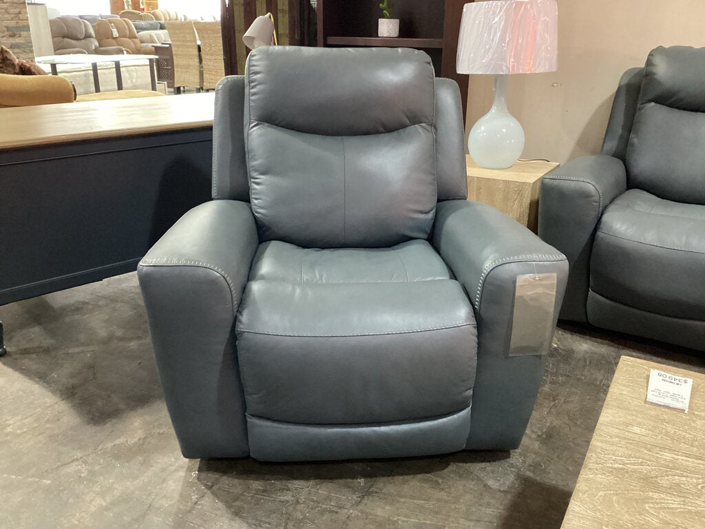 80625 - Ashley Mindanao Steel Leather Power Recliner 42x31x27